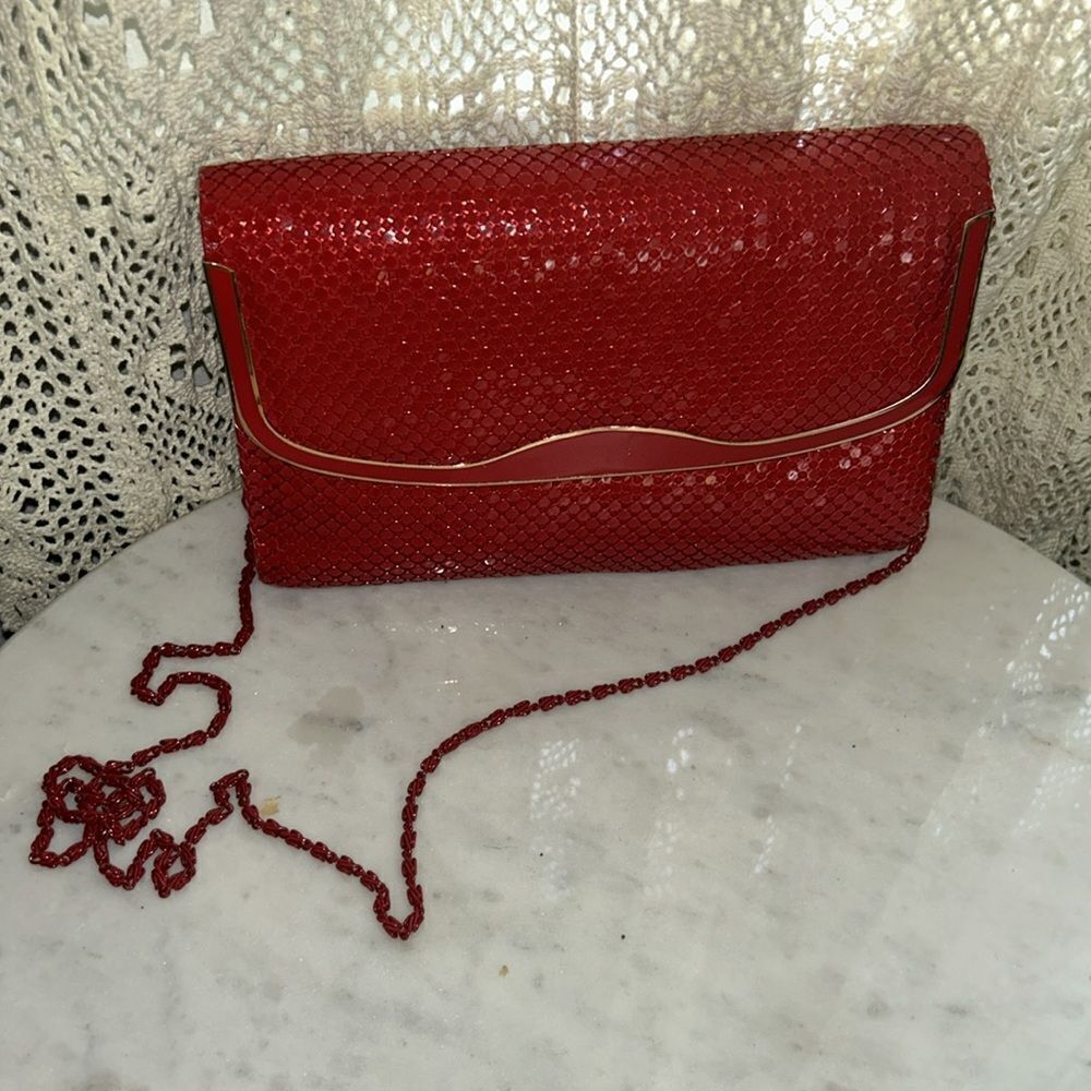 Vintage‎ Marlo red mesh metal clutch shoulder bag.